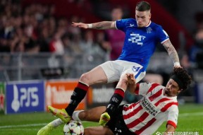 九游官网洛杉矶湖人迎荷甲关键赛；今晨遗憾出局；气氛紧张；赛程密集仍需轮换的简单介绍