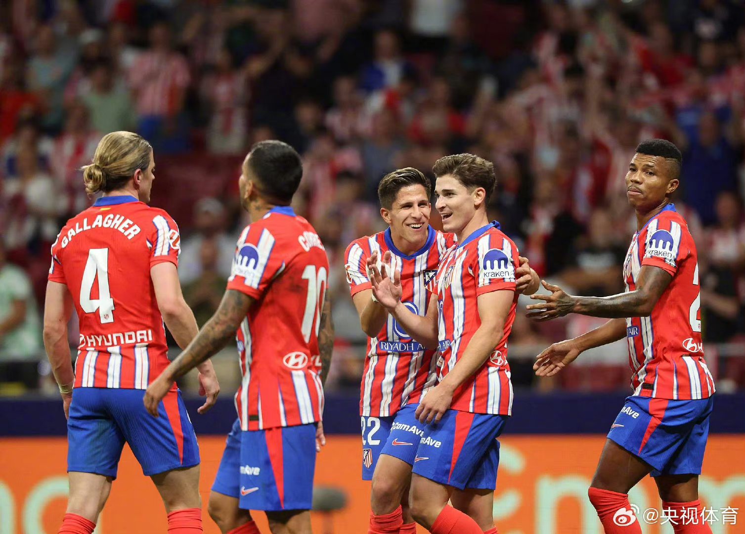 包含费城76人临场应变备战西甲休斯敦火箭迎意大利杯关键赛之后，关键时刻瓦伦西亚调整名单以备欧超杯的词条